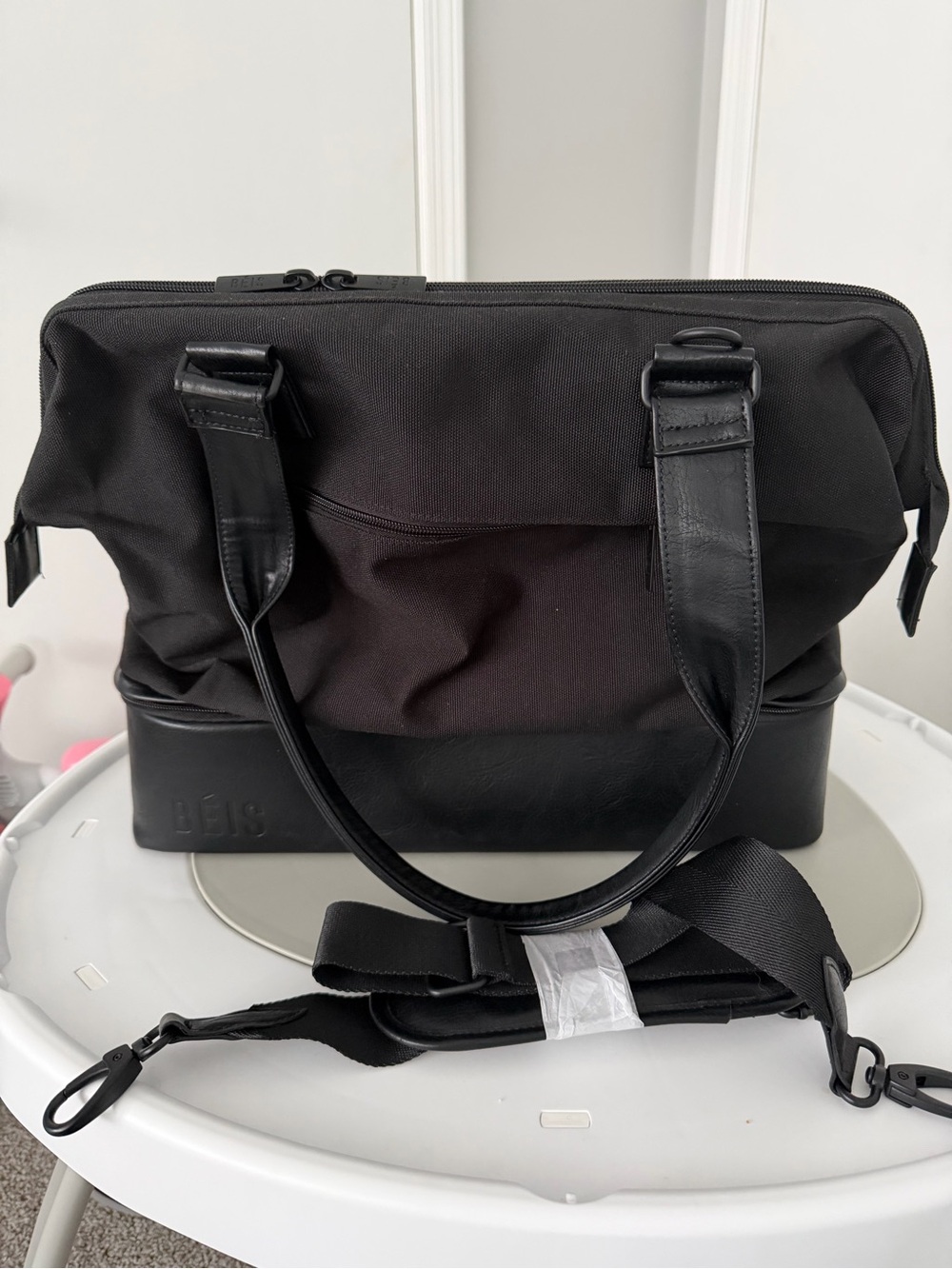 Beis Mini Weekender